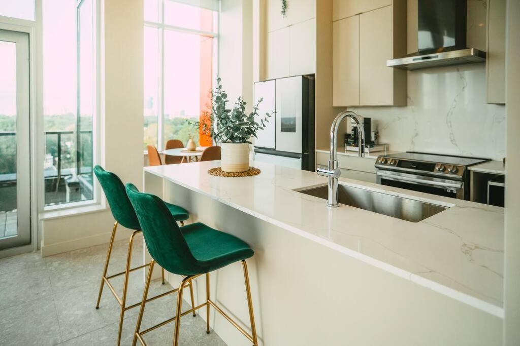 New Luxury 2Br Penthouse Apt In Central Halifax Exteriér fotografie
