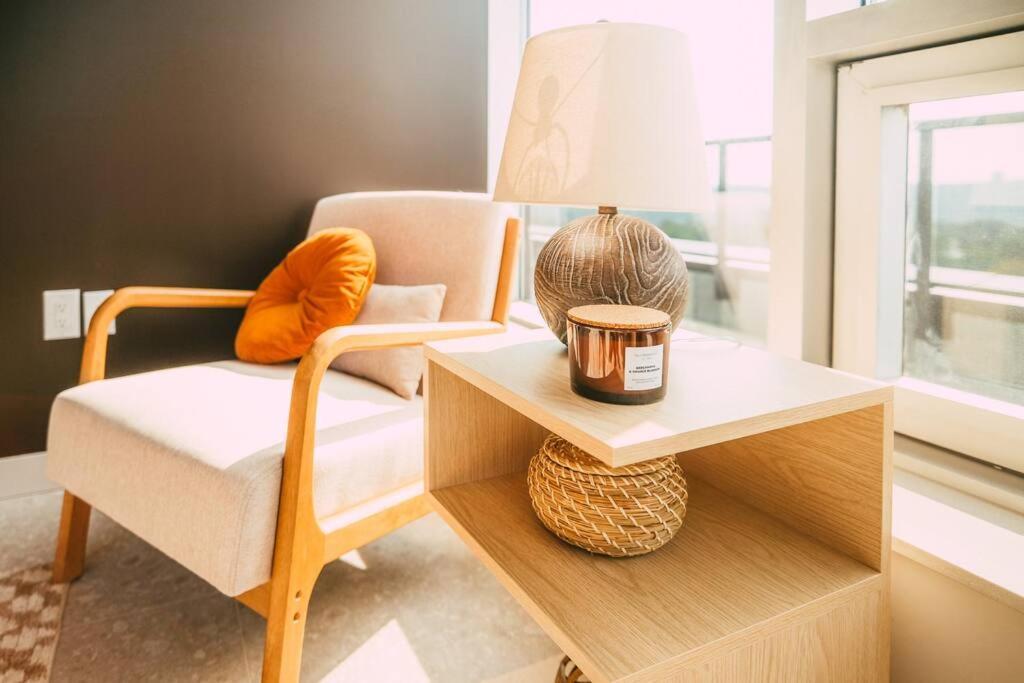 New Luxury 2Br Penthouse Apt In Central Halifax Exteriér fotografie